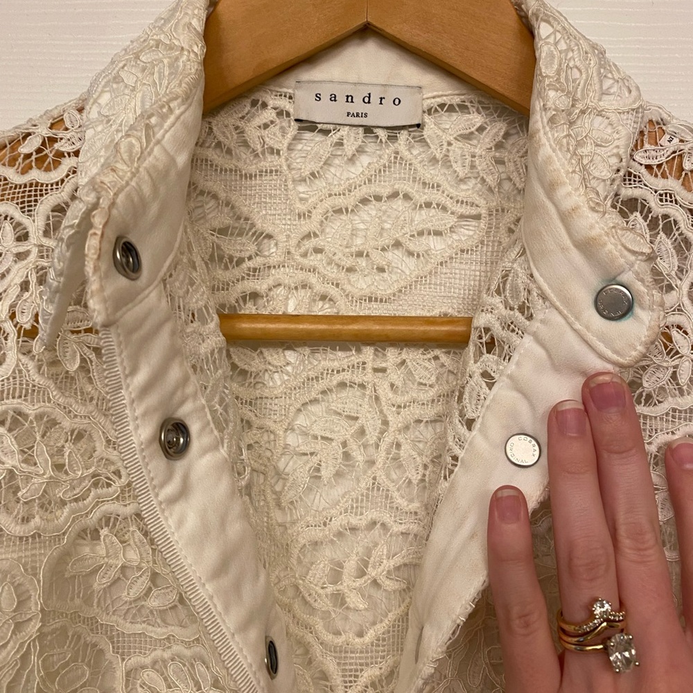 SANDRO Paris: Elegant Lace Button-Down Collared Dress in Ivory S - Picture 3 of 9